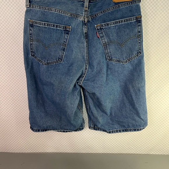 Levis 469 Loose Shorts Jorts Mens Sz 33 Denim 100% Cotton Medium Wash Casual - Picture 2 of 11